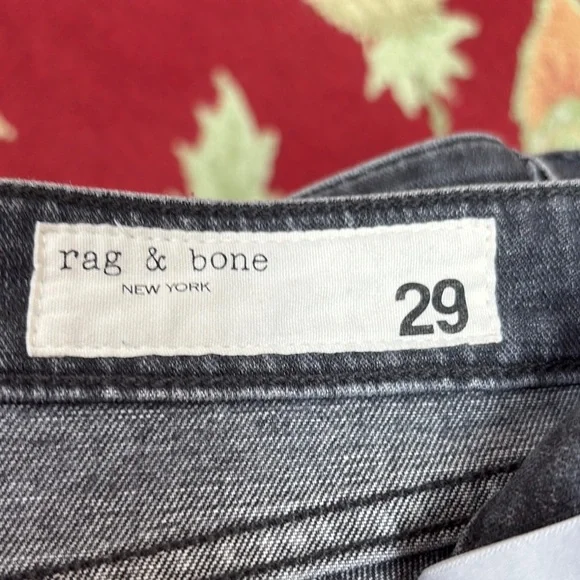 Rag & Bone Dre Low-Rise Slim Boyfriend Jeans in Night Rider 29 - Picture 2 of 14